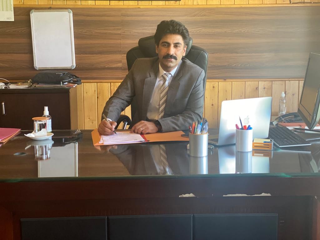 'DC Baramulla deploys 03 Magistrates as Haj officers to facilitate pilgrims '